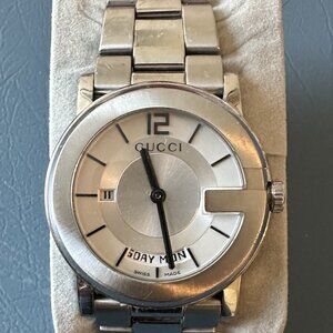 Men's Gucci 101M watch